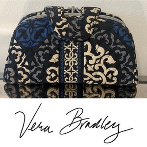 Vera Bradley wallet 💙🖤🤍